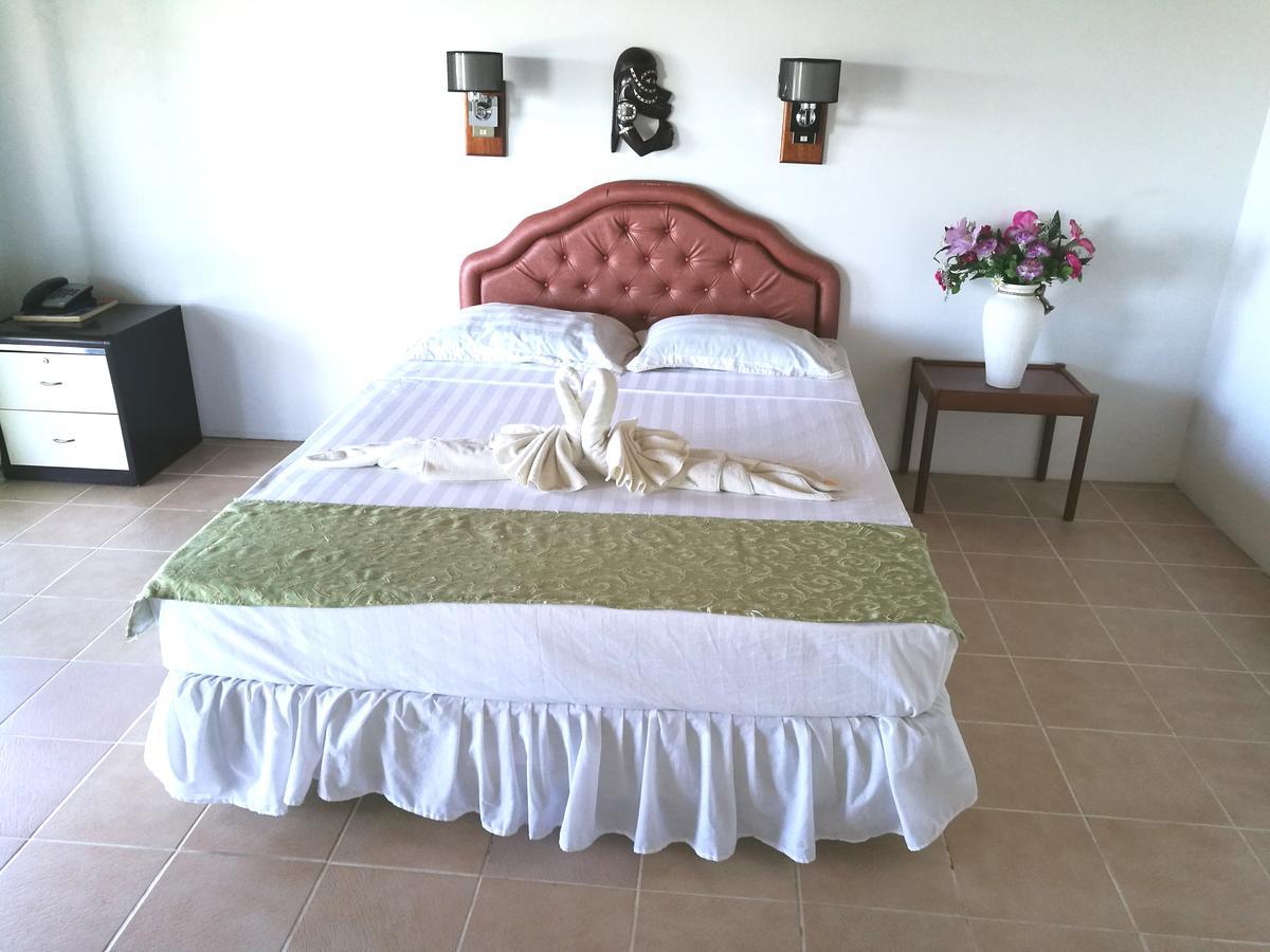 Honiara Hotel Eksteriør bilde