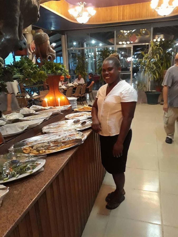 Honiara Hotel Eksteriør bilde